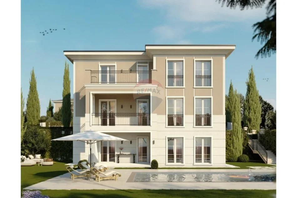 Tirane, shitet Vile , 524 m² 1.000.000 € 