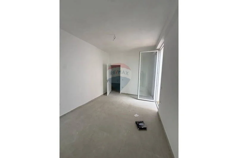Tirane, shitet apartament , 102 m² 154.000 € 