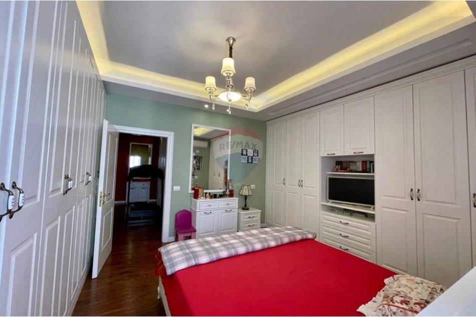 Tirane, shitet apartament 1+1 Kati 7, 150 m² 168.000 € (Pallatet e Verdha (ID: 530291006-494)