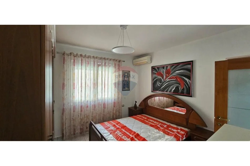 Tirane, jepet me qera apartament 1+1 , 600 € (21 DHJETORI)
