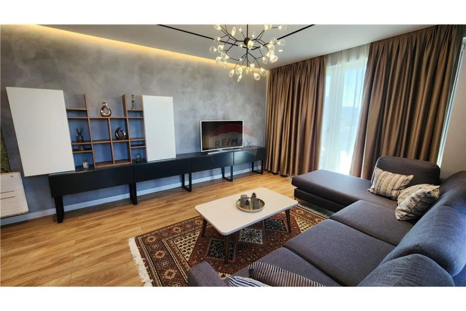 Tirane, jepet me qera apartament 2+1 Kati 7, 150 m² 1.500 € (Rruga Barrikadave Sheshi Skënderbej, Tiranë)