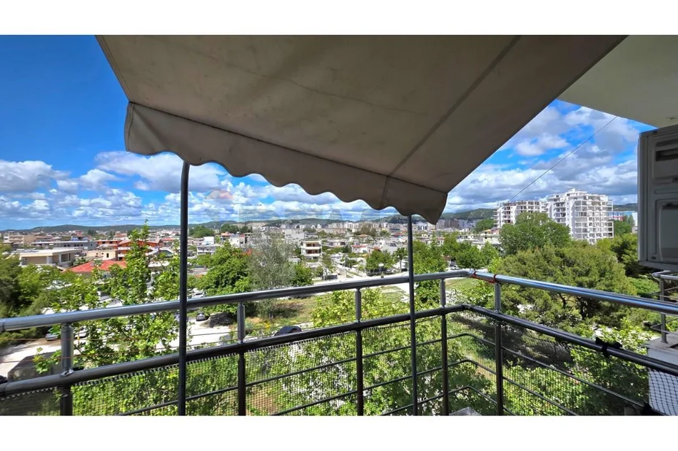 Vlore - Lungomare, shitet apartament 1+1+Ballkon Kati 4, 60 m² 135.000 € (Rruga Sazani,plazh i vjeter, Vlore)