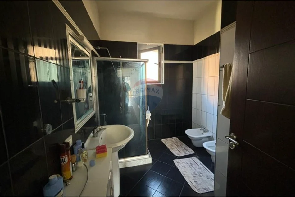 Vlore, shitet Vile 3 Katshe Kati 3, 150.000 € (Llakatunde, Shushice, Vlore)