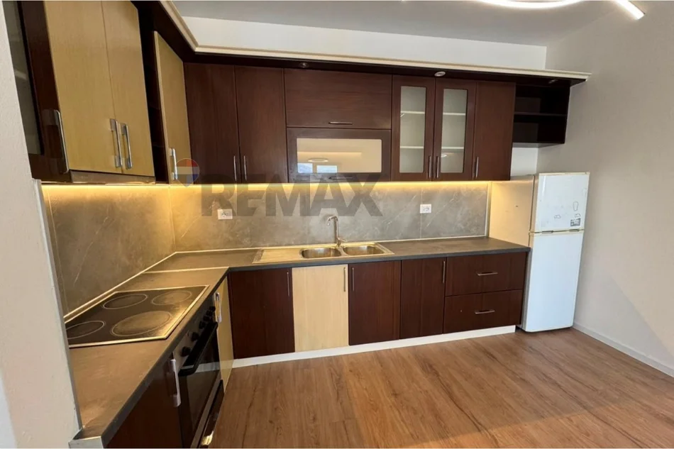 Tirane, shitet apartament 2+1+Ballkon , 108 m² 163.000 € (Rruga Teodor Keko, Tiranë)