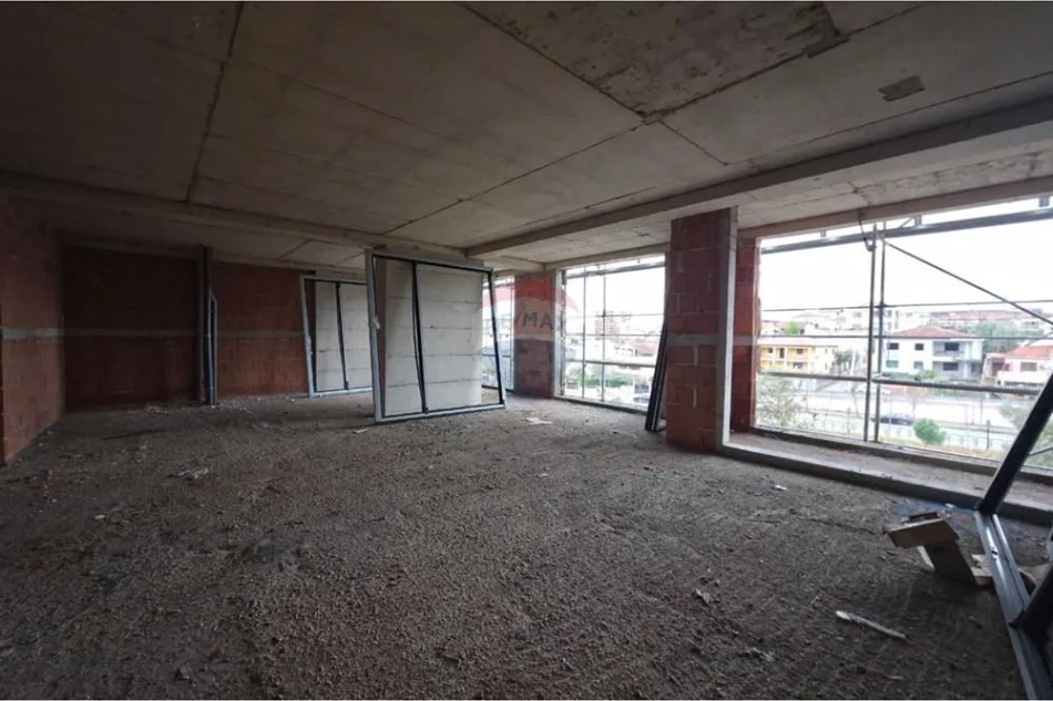 Tirane, shitet apartament , 115 m² 195.001 € 