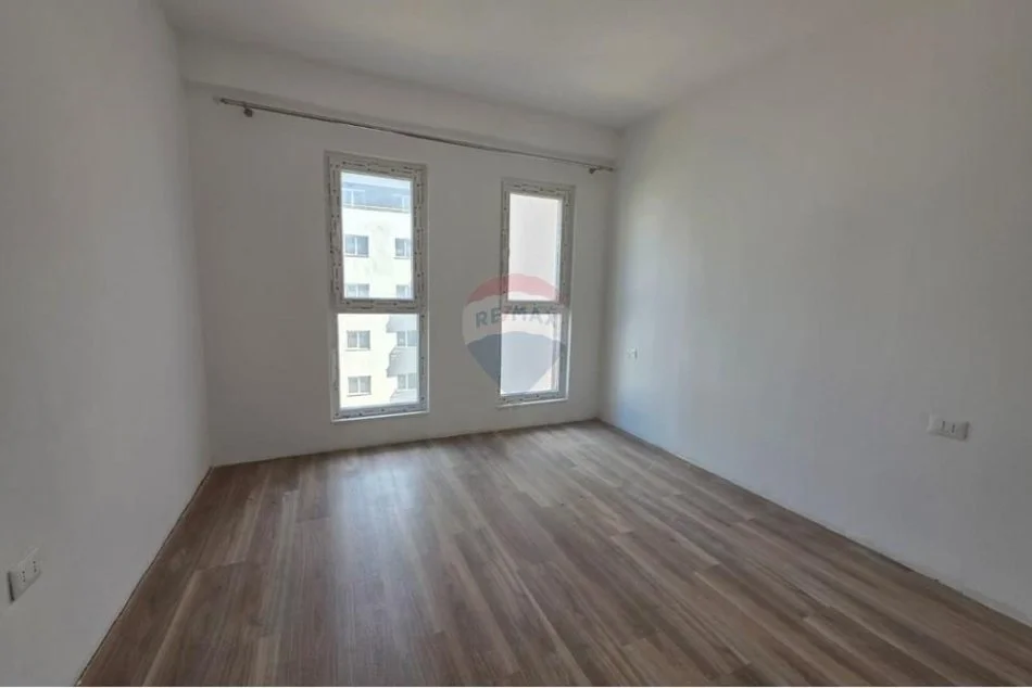 Tirane, shitet apartament 2+1+Ballkon , 106 m² 207.000 € 