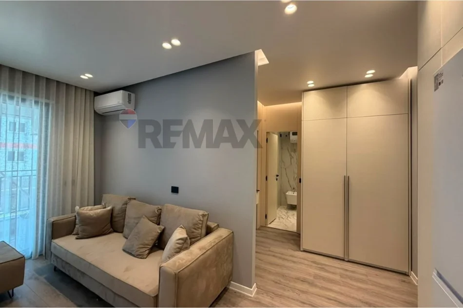 Tirane, jepet me qera apartament 1+1+Ballkon Kati 1, 70 m² 60.000 € (Bulevardi i Ri)
