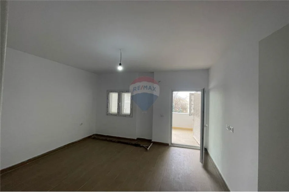 Tirane, shes apartament 1+1 , 84 m² 129.000 € (SELITE)