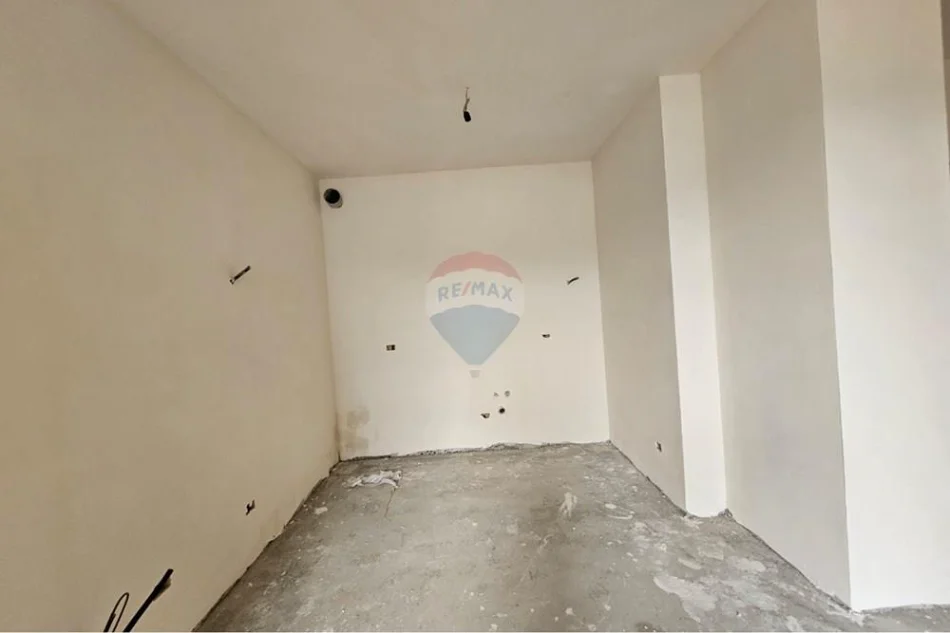 Tirane, shitet apartament , 121 m² 229.502 € 