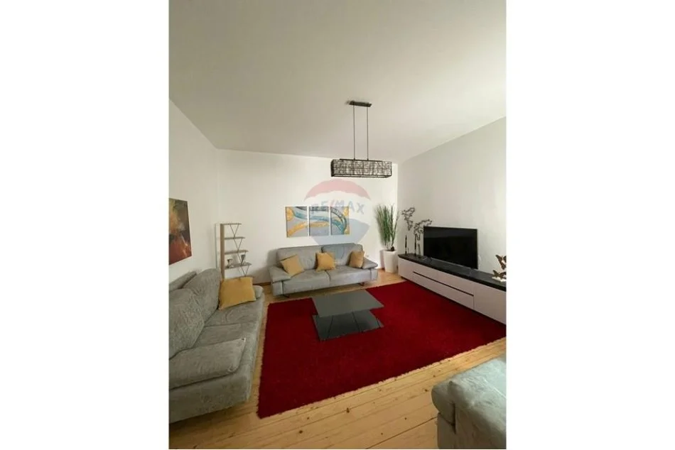 Jepet me qera apartament 1+1 Kati 0, 56 m² 600 € (Myslym Shyri)