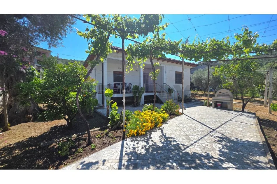 Vlore, shitet shtepi 2+1 Kati 0, 500 m² 170.000 € (Bishti i Kalldremit, Vlore)