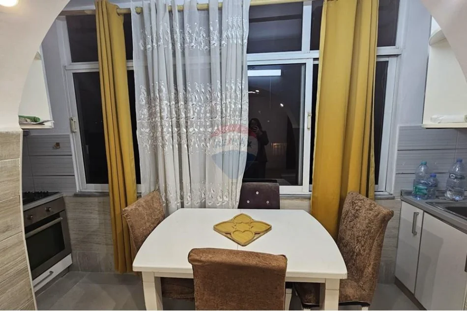 Tirane, jepet me qera apartament , 60 m² 525 € (Rruga Irfan Tomini, Tiranë)
