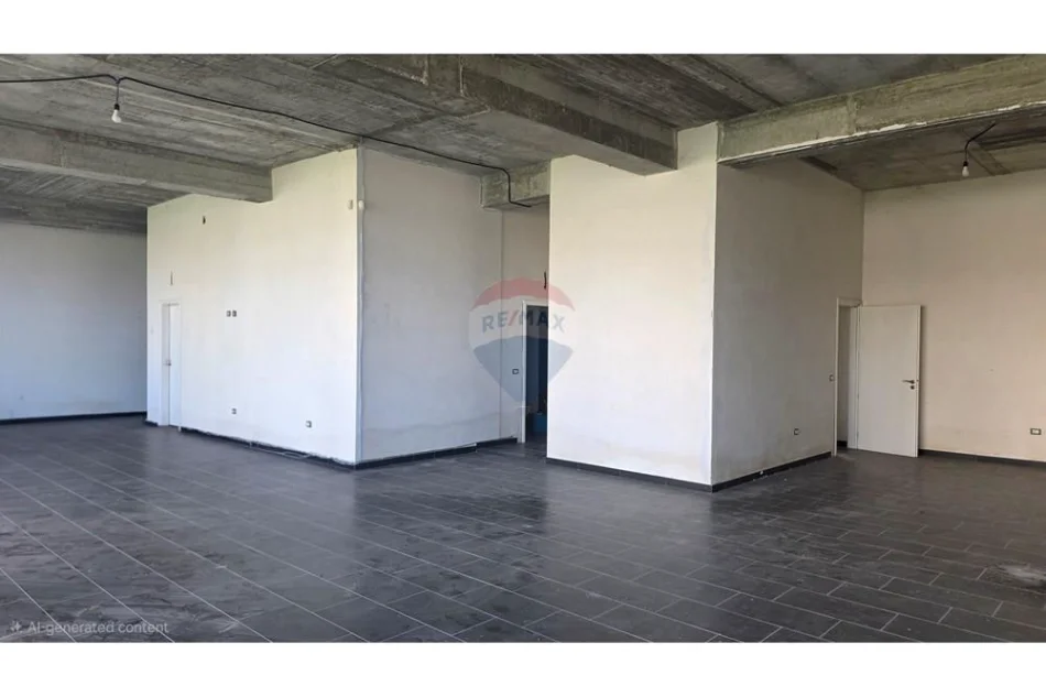 Vlore - Lungomare, shitet dyqan Kati 0, 491 m² 750.000 € (Lungomare, Vlorë)