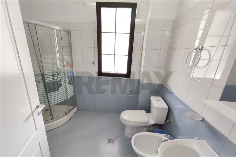 Tirane, shitet apartament 2+1 Kati 5, 110 m² 220.000 € 