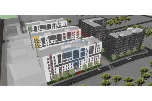 Tirane, shitet apartament 104.500 Euro