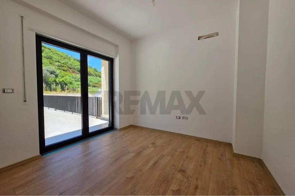 Tirane, shitet apartament 3+1+Ballkon , 257 m² 285.000 € (Kodra e Diellit - Rezidenca Kodra e Diellit - Kodra e Diellit 2, Tiranë)