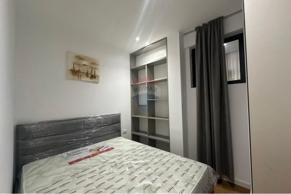 Tirane, shitet apartament 1+1 , 53 m² 145.000 € (Komuna e Parisit)
