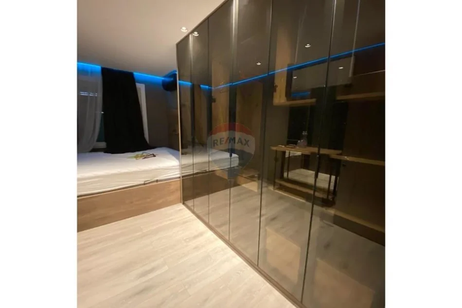 Tirane, shitet apartament , 112 m² 187.000 € 