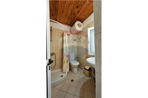 JEPET APARTAMENT 2+1+2 ME QIRA Rruga e Elbasanit