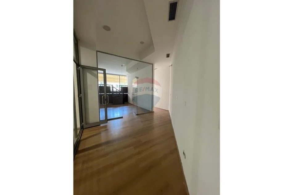 Tirane, jepet me qera , 70 m² 1.200 € 