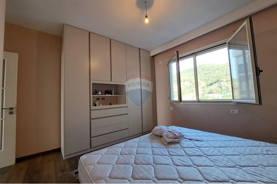 Vlore - Lungomare, shitet apartament 2+1 Kati 9, 96 m² 260.000 € (Rrug Murat Terbaci,Vlore)