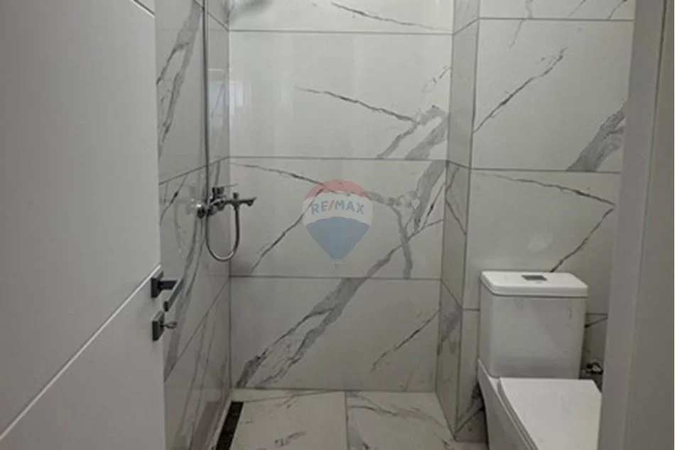 Tirane, shitet apartament 2+1 Kati 4, 100 m² 135.000 € (Rruga e thesarit,Tirane)