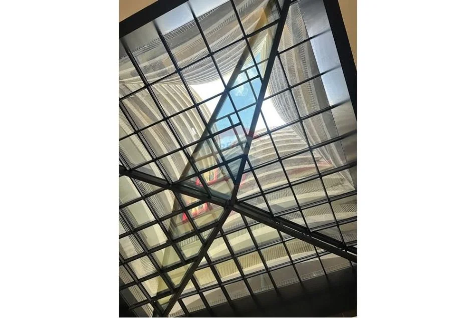 Tirane, jepet me qera ambjent biznesi , 30 m² 1.200 € (Mine Peza)