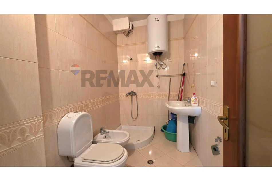 Vlore, shitet apartament+verande | Penthouse 3+1+Ballkon , 339 m² 260.000 € (Blv.Ismail Qmali, Vlore)