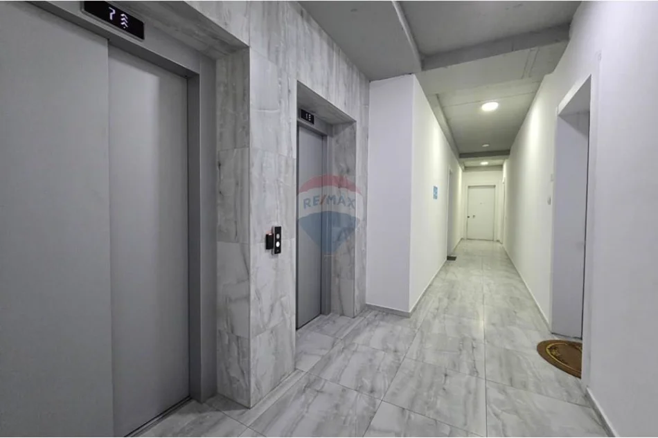 Tirane, shitet apartament , 93 m² 220.000 € 