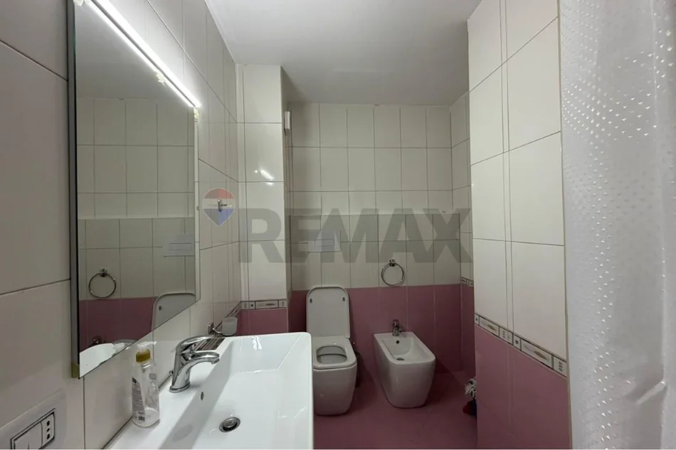 Tirane, shitet apartament , 84 m² 121.380 € 