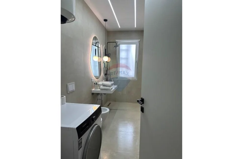 Tirane, shitet apartament , 95 m² 145.000 € (Univers City)