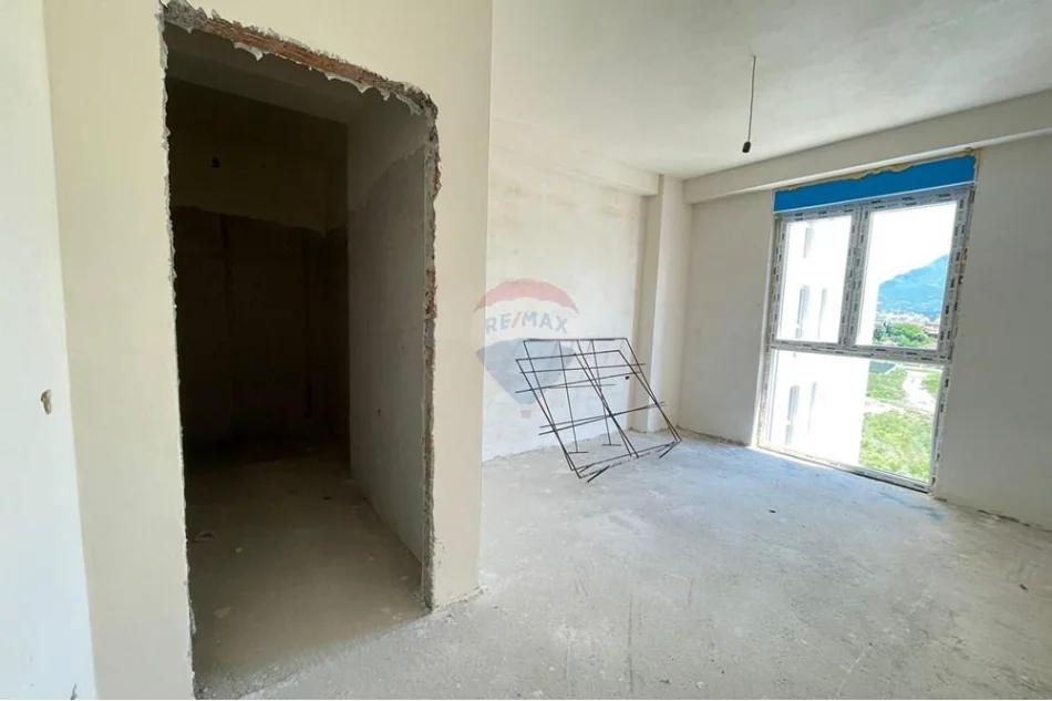 Tirane, shitet apartament , 120 m² 265.000 € 