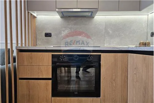 Tirane, jepet me qera apartament 1+1 , 62 m² 900 € (Rruga e Kavajës, Shqipëri)