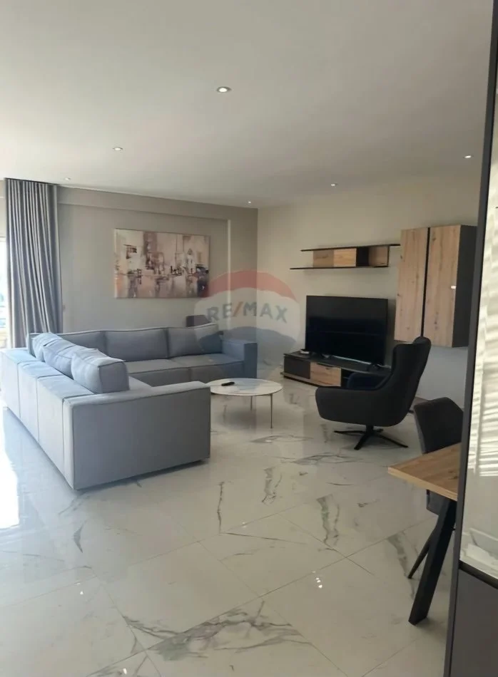 Tirane, jepet me qera apartament 3+1+Aneks+Ballkon Kati 3, 151 m² 900 € (Liqeni i Farkes)