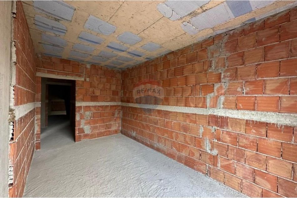 Tirane, shitet apartament 1+1 Kati 1, 78 m² 118.000 € (Ish Fusha e Aviacionit (ID: 530191031-714)