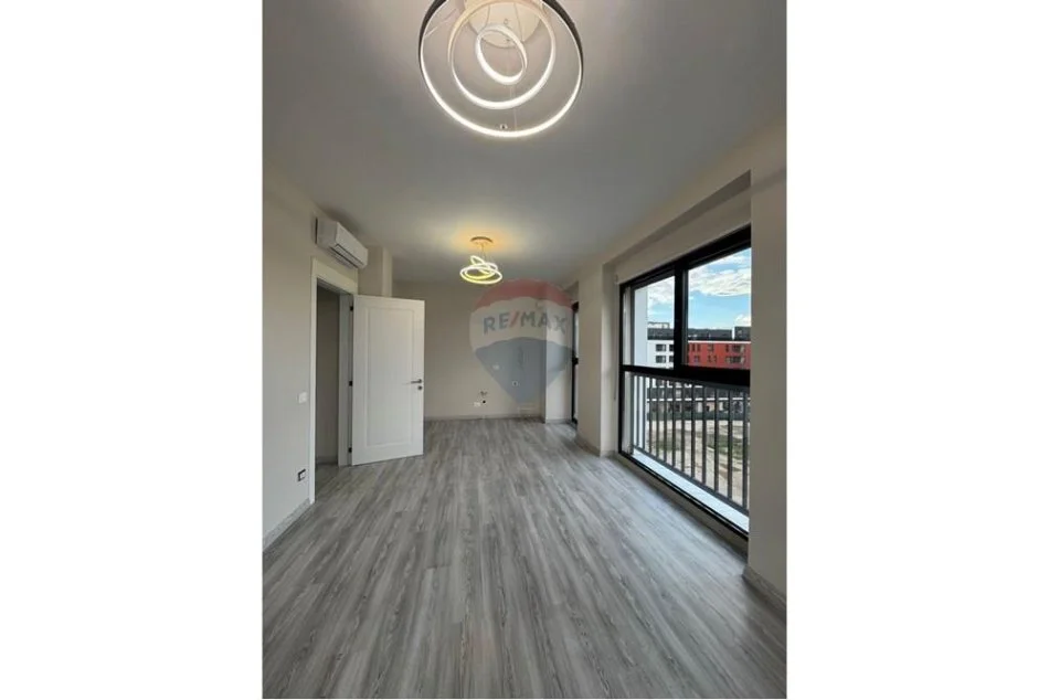 Tirane, jepet me qera apartament 1+1+Ballkon , 70 m² 500 € (Bulevardi i Ri)