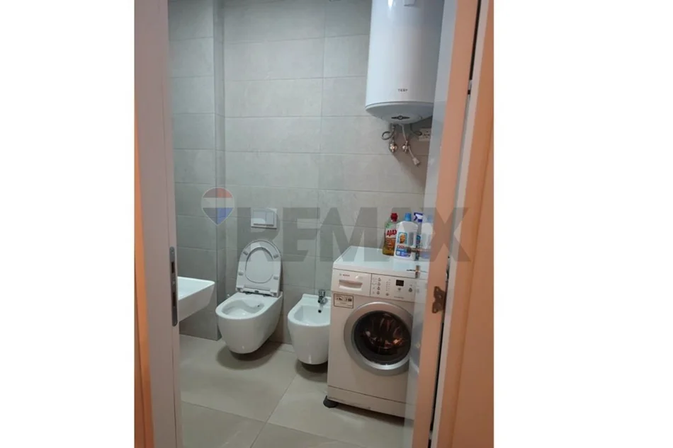 Tirane, shes 1+1 , 60 m² 125.000 € 