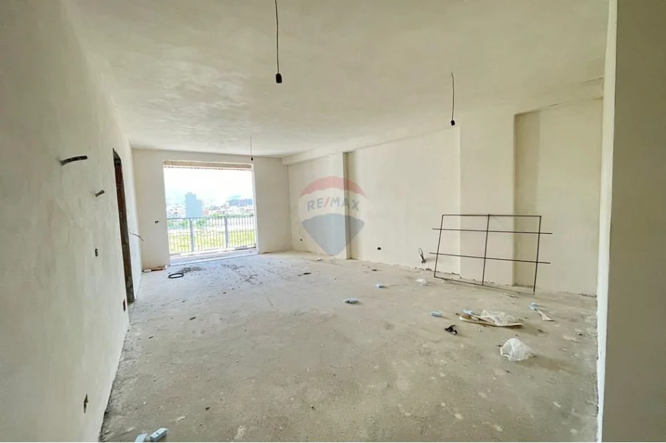 Tirane, shitet apartament , 120 m² 265.000 € 