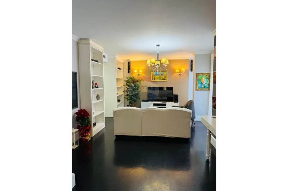 Tirane, jepet me qera apartament , 124 m² 1.100 € 