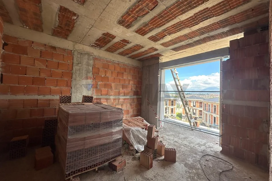 Montclair Residence, Mjull-Bathore, Vile e bashkangjitur, ne Shitje