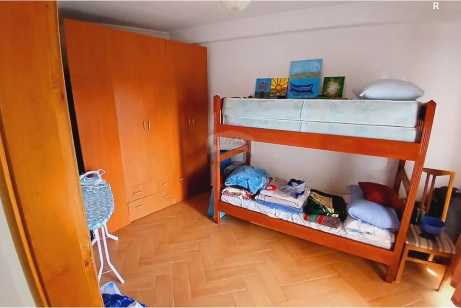 Tirane, jepet me qera apartament 2+1+Ballkon , 111 m² 650 € 