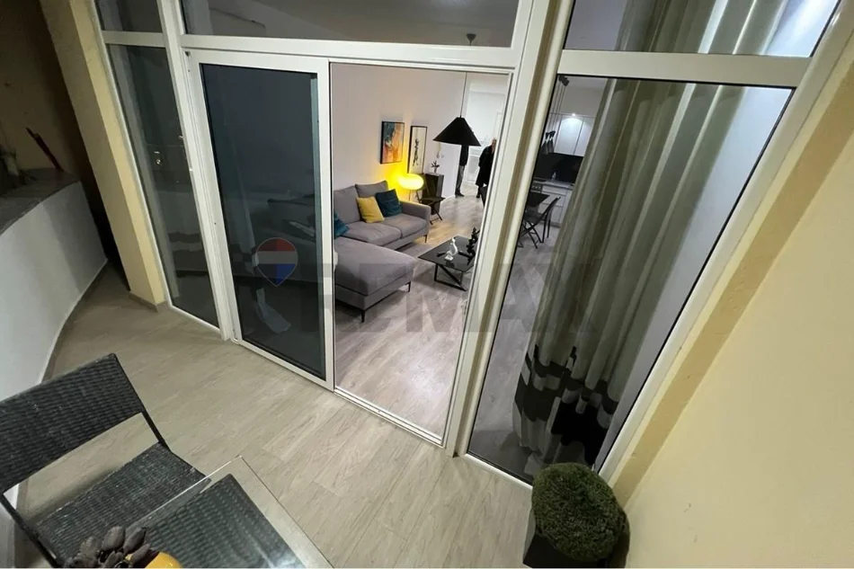 Rr. e Kavajes, Japim me Qira Apartament 1+1 - 60000 Lek