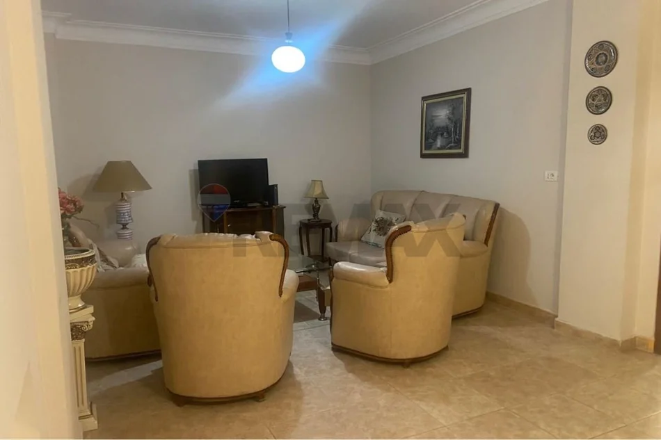 Tirane, jepet me qera apartament , 130 m² 730 € 