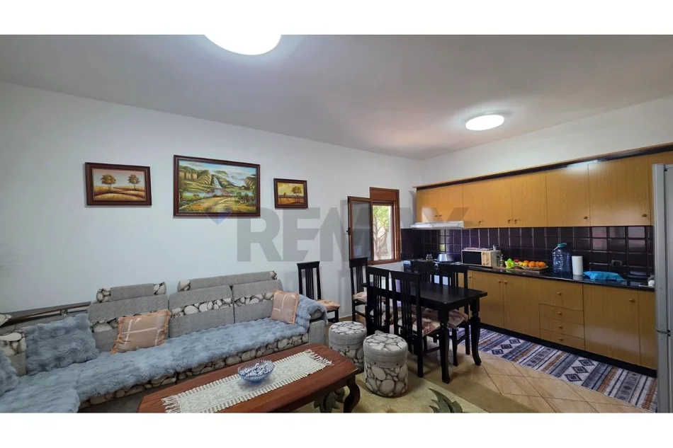 Vlore, shitet shtepi 2+1 Kati 0, 500 m² 170.000 € (Bishti i Kalldremit, Vlore)