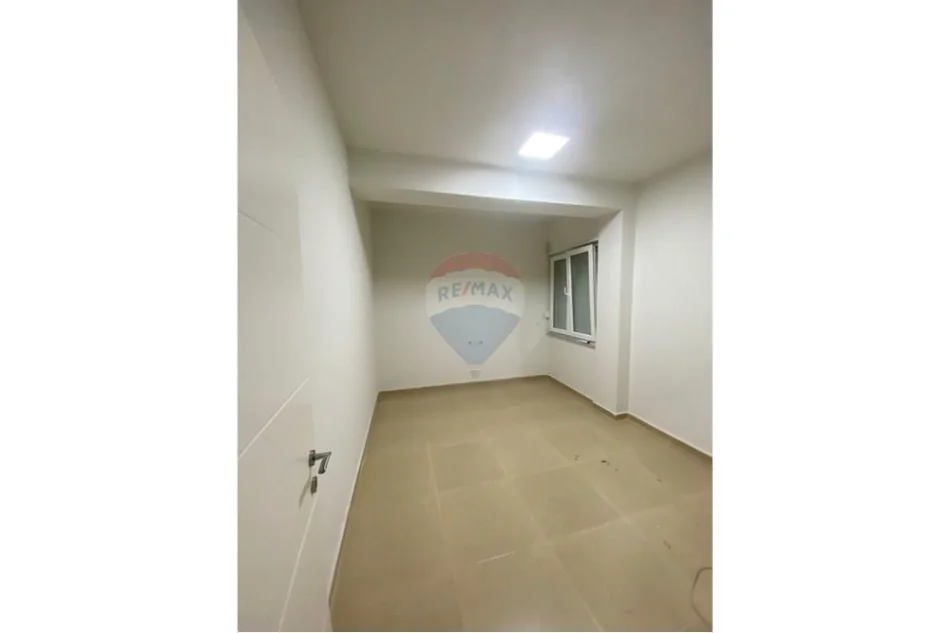 Tirane, jepet me qera apartament , 92 m² 1.060 € 
