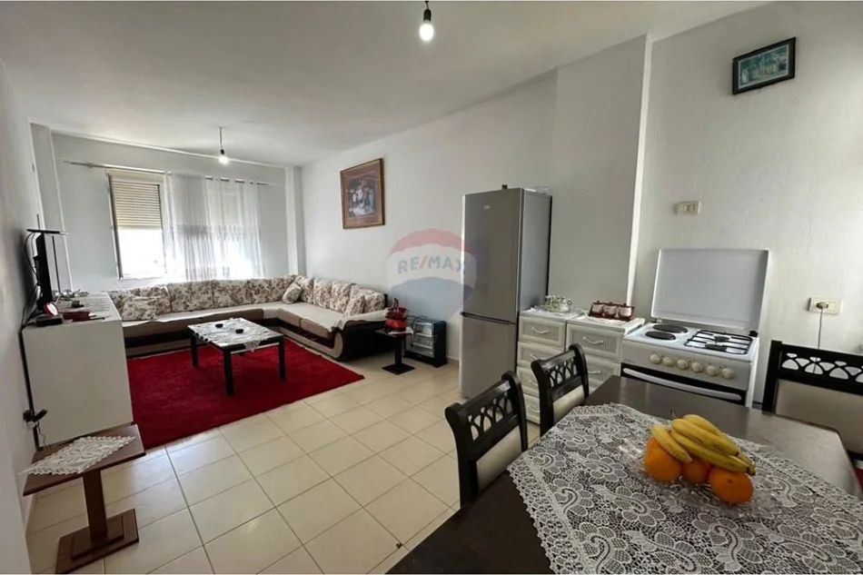 Tirane, shitet apartament , 92 m² 121.140 € 