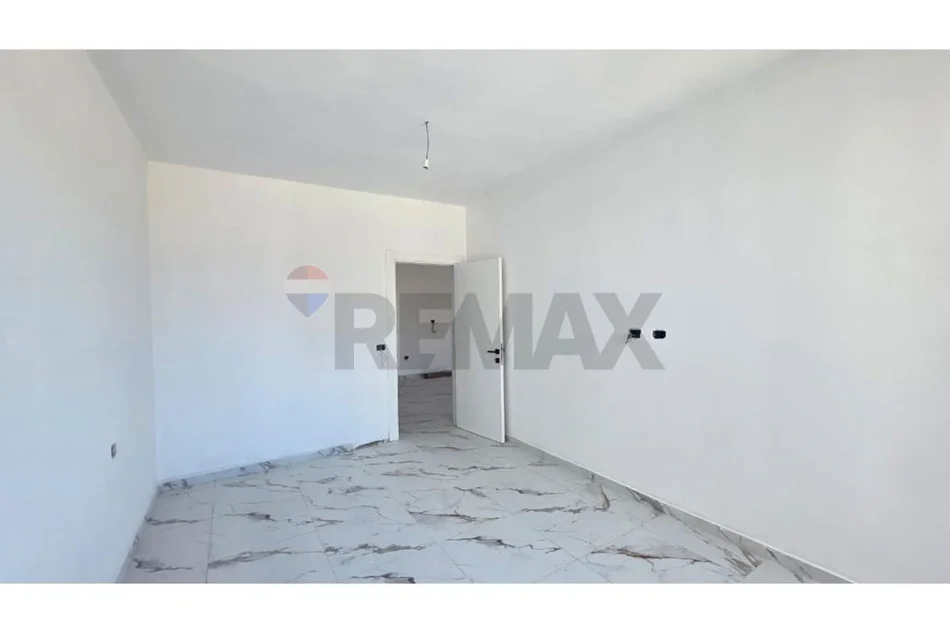 Vlore, shitet apartament 2+1 Kati 5, 111 m² (Orikum, Vlore)