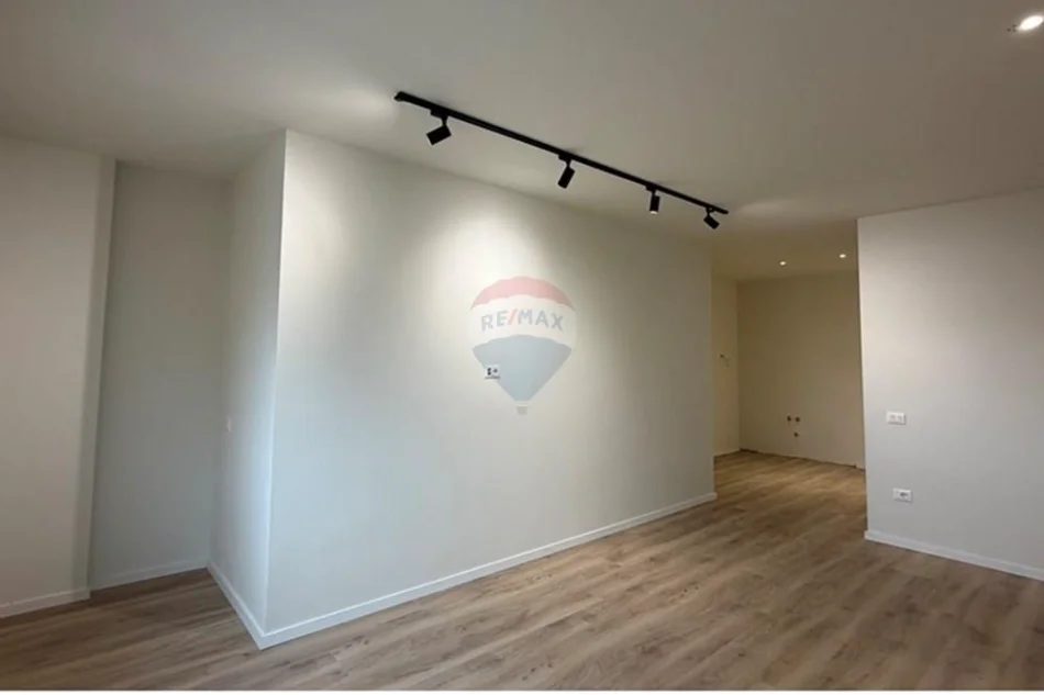 Tirane, shitet apartament , 41 m² 147.001 € 