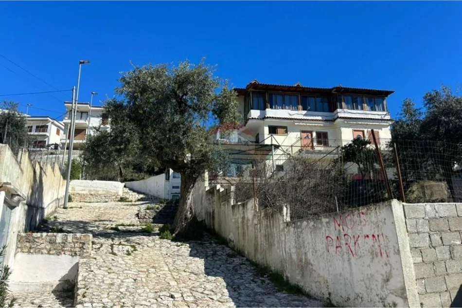 Dhermi - Palase, shitet Vile ne plazh Vile 3 Katshe , 300 m² 580.000 € (Dhermi, Vlore)