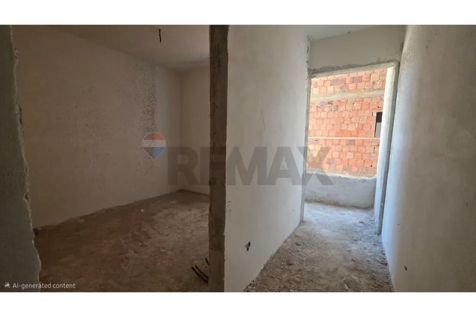 Vlore, shitet apartament 1+1+Ballkon , 58 m² 65.000 € (Rruga Gjergj Kastrioti (Transballkanike), Vlorë)